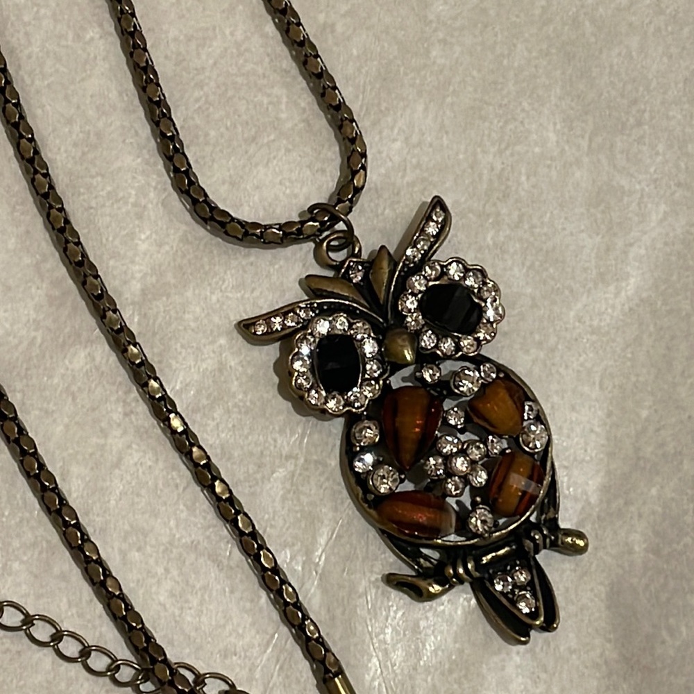 Long owl necklace